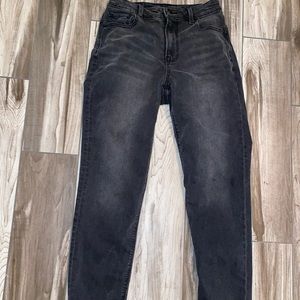 American Eagle Stretch Mom Jeans